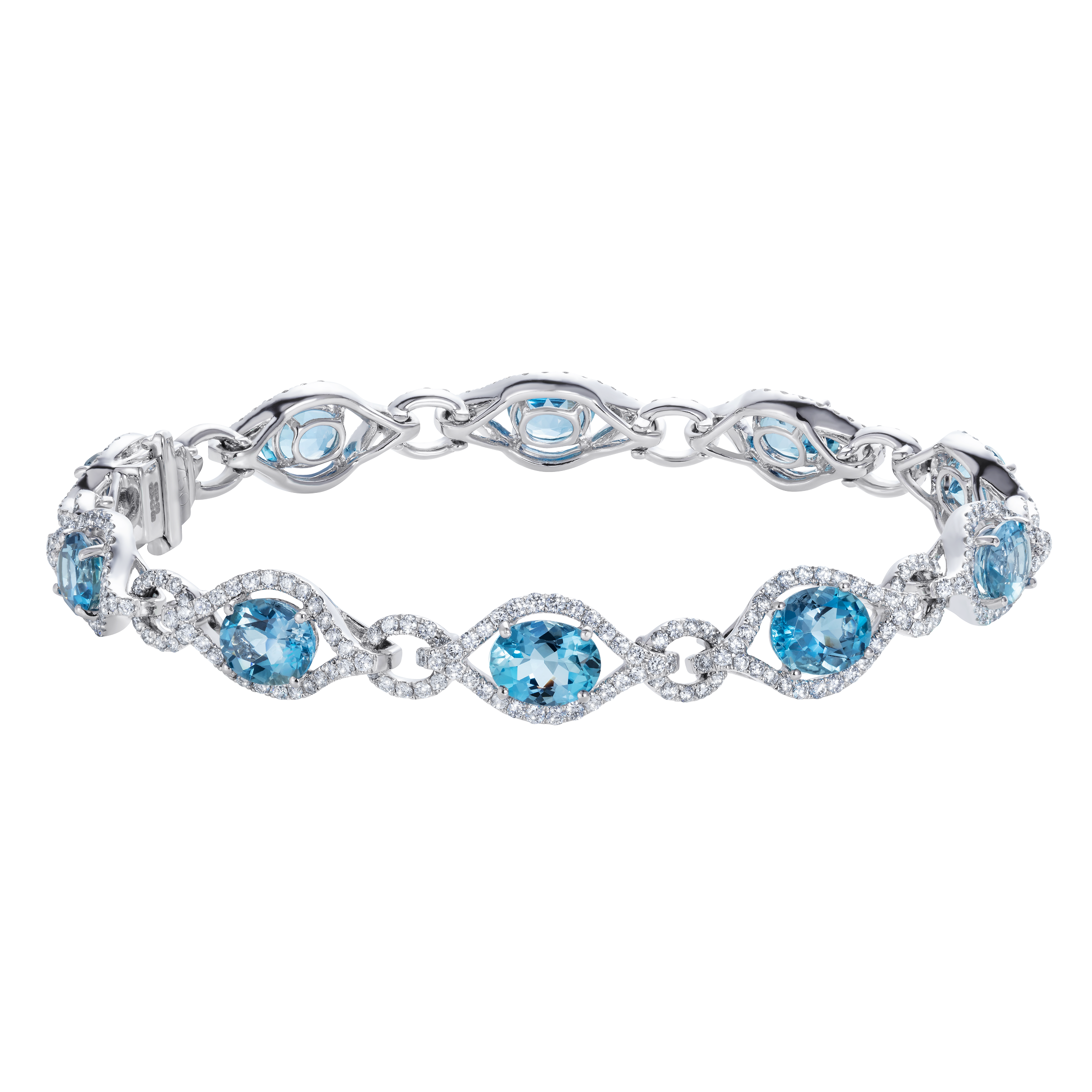 4.72 Carat Aquamarine and Diamond Bracelet Studded in 18 Karat White Gold  For Sale at 1stDibs