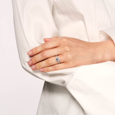 Regal Alexandrite and Diamond Ring 