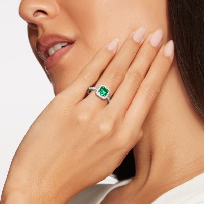 Regal Emerald Cut Emerald Ring