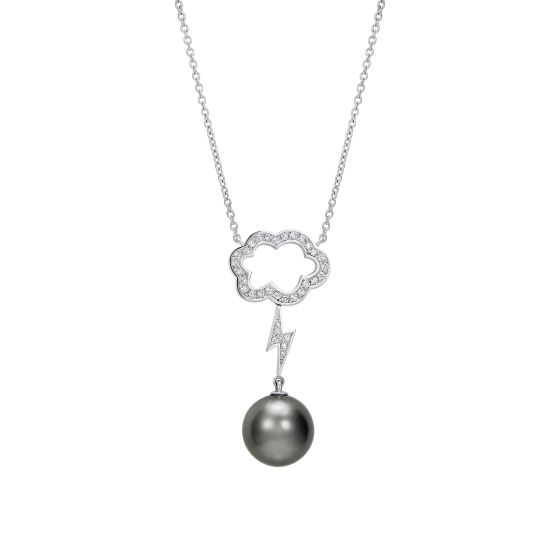 Pearl and cloud diamond pendant set in platinum